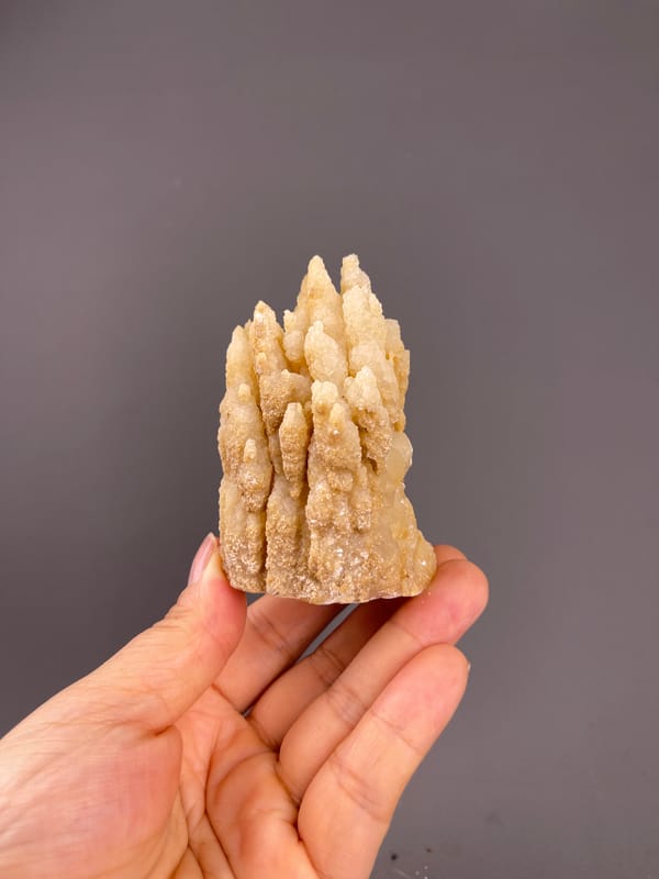 Unidentified specimen from Yunnan, China: distant view of the tapered cluster silhouette.