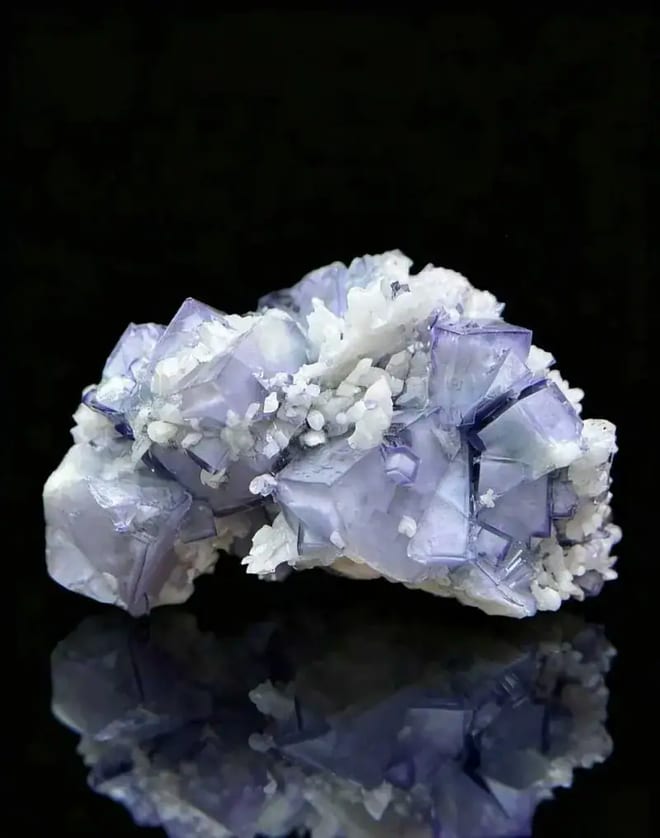 Ethically sourced natural crystal specimen — Nature's Artistry