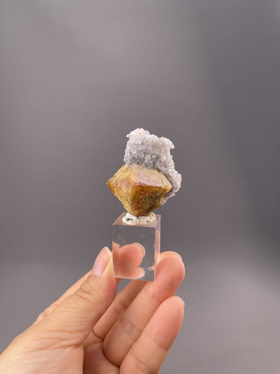 Famous Mineral Localities of the World