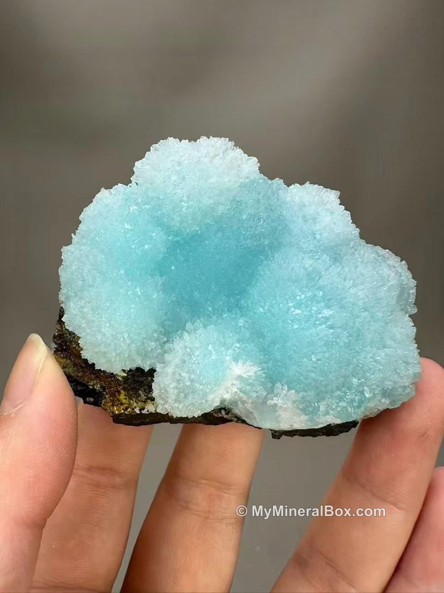 Yunnan Province: Tin, Sky-Blue Hemimorphite and Hidden Emeralds
