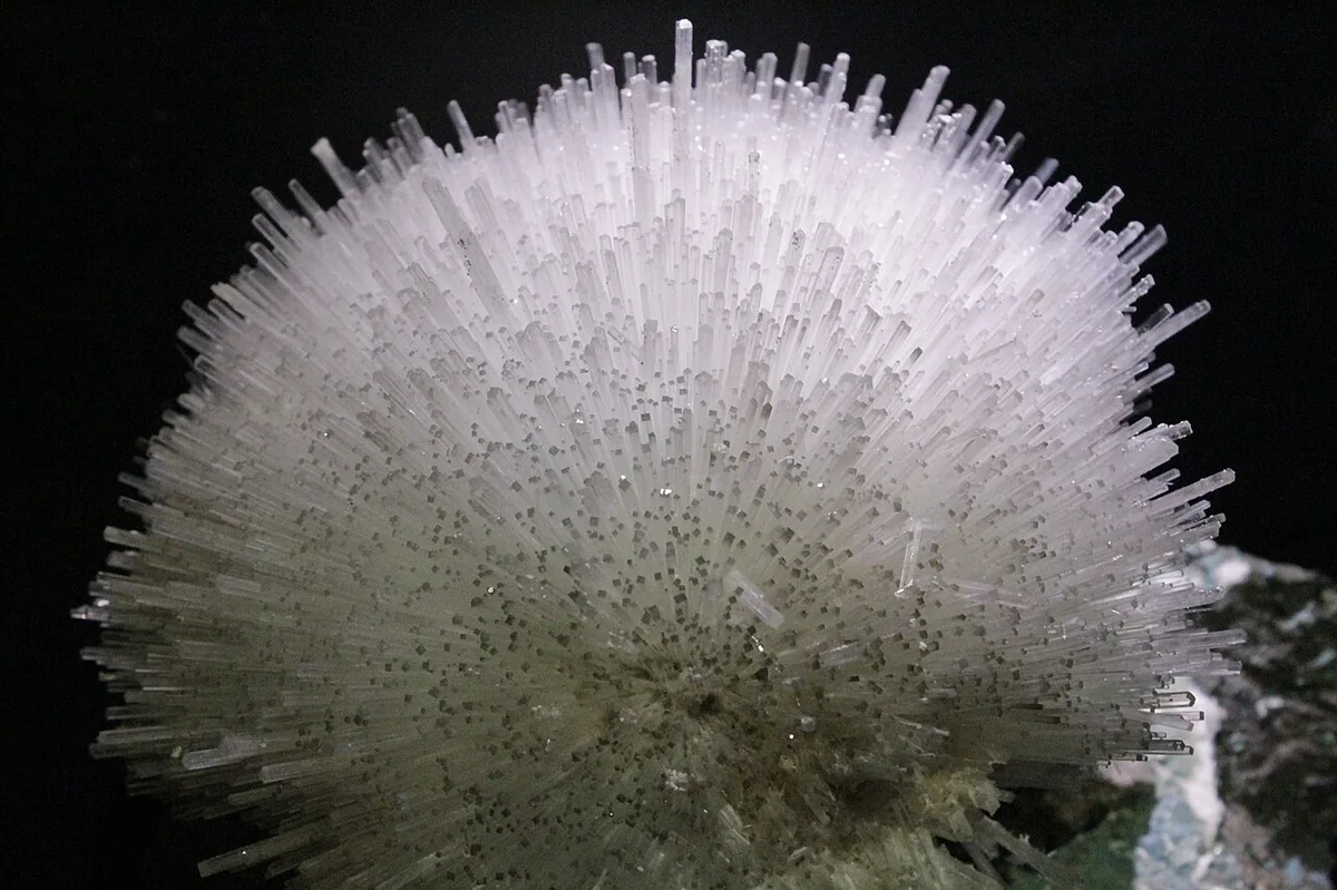 Mesolite specimen